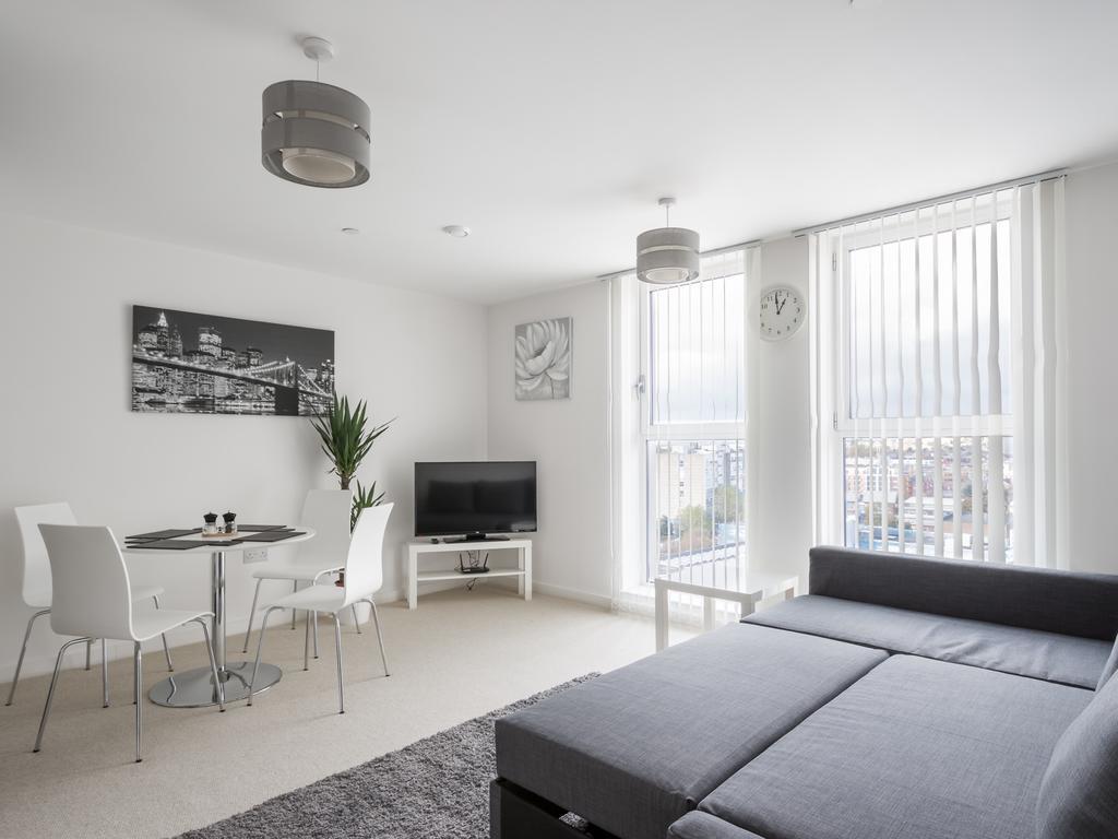 City View Apartment Bedford Dış mekan fotoğraf
