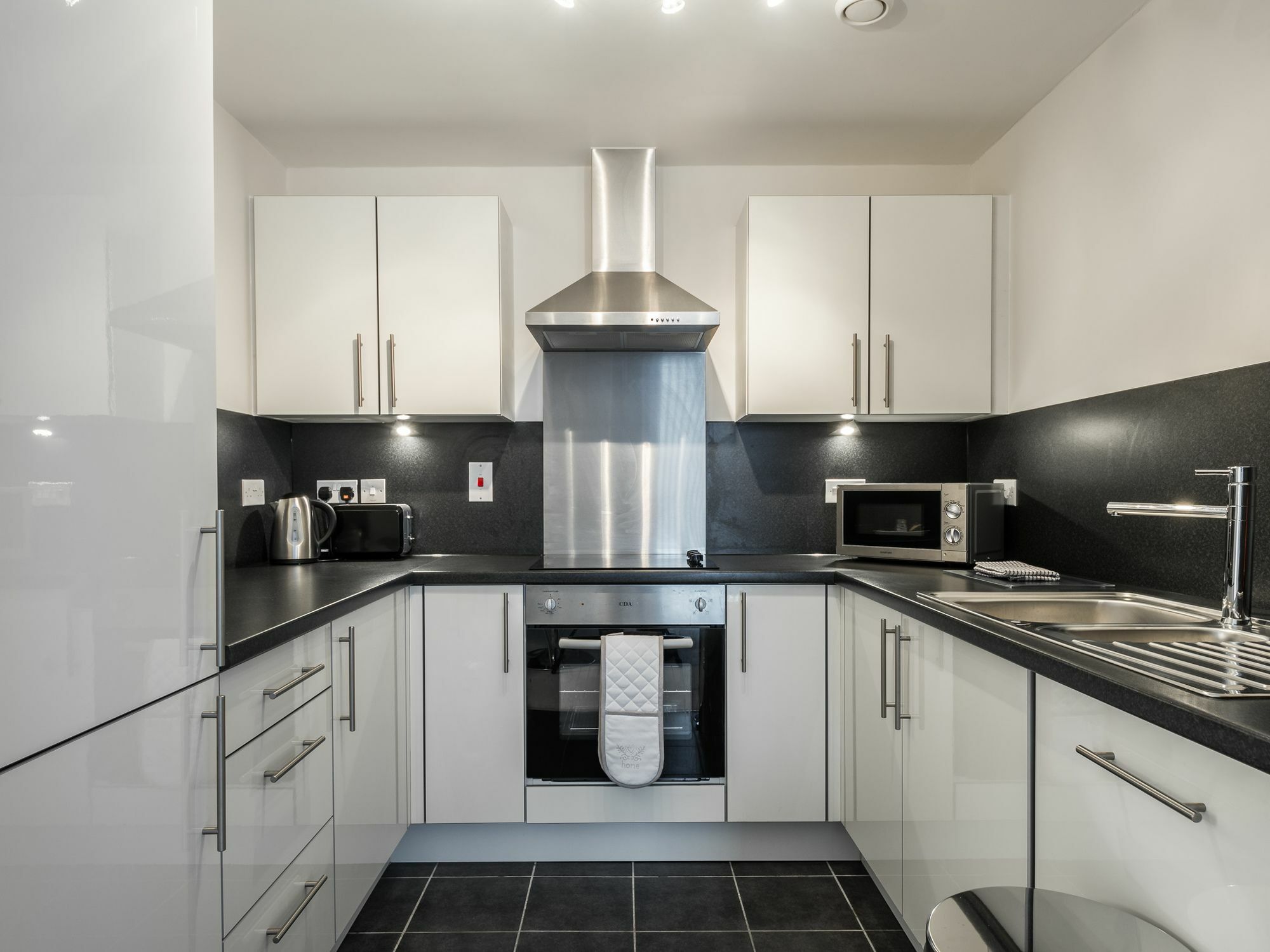 City View Apartment Bedford Dış mekan fotoğraf